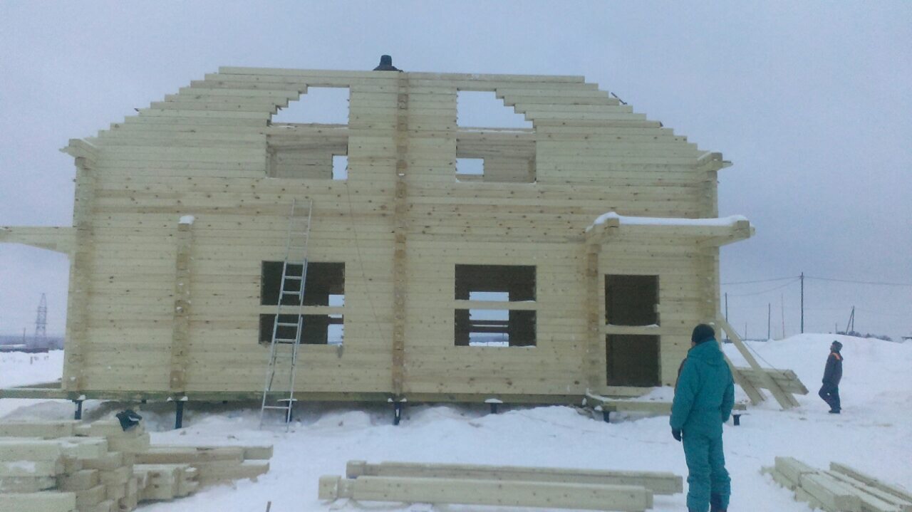 Двухэтажный дом из бруса. Село Орловское